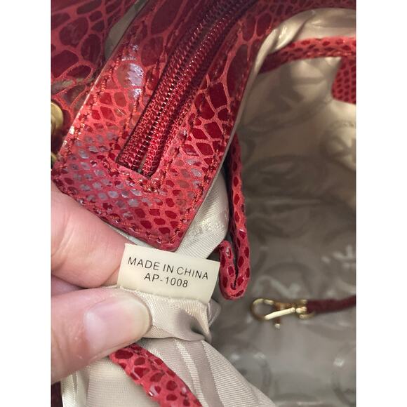 MICHAEL KORS, MEDIUM RED ANIMAL PRINT LEATHER CROSSBODY BAG - Picture 13 of 14